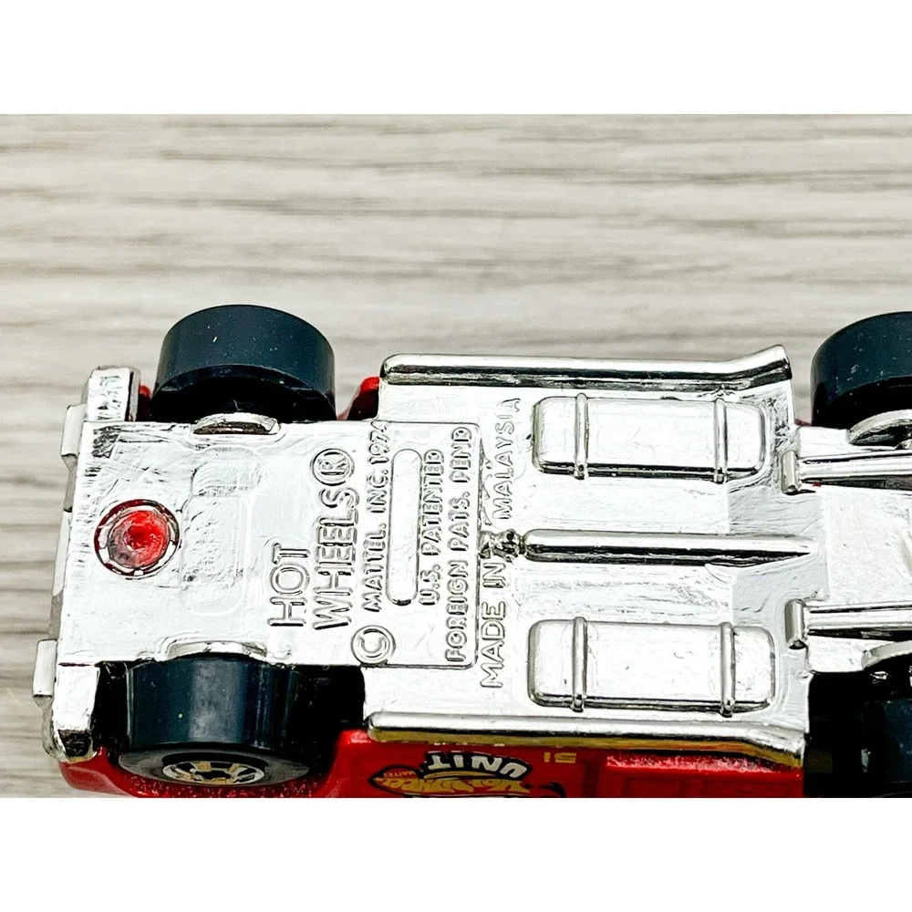1974 FIRE RANGER TRUCK EMERGENCY 1:64‎ SCALE DIECAST DIORAMA COLLECTOR